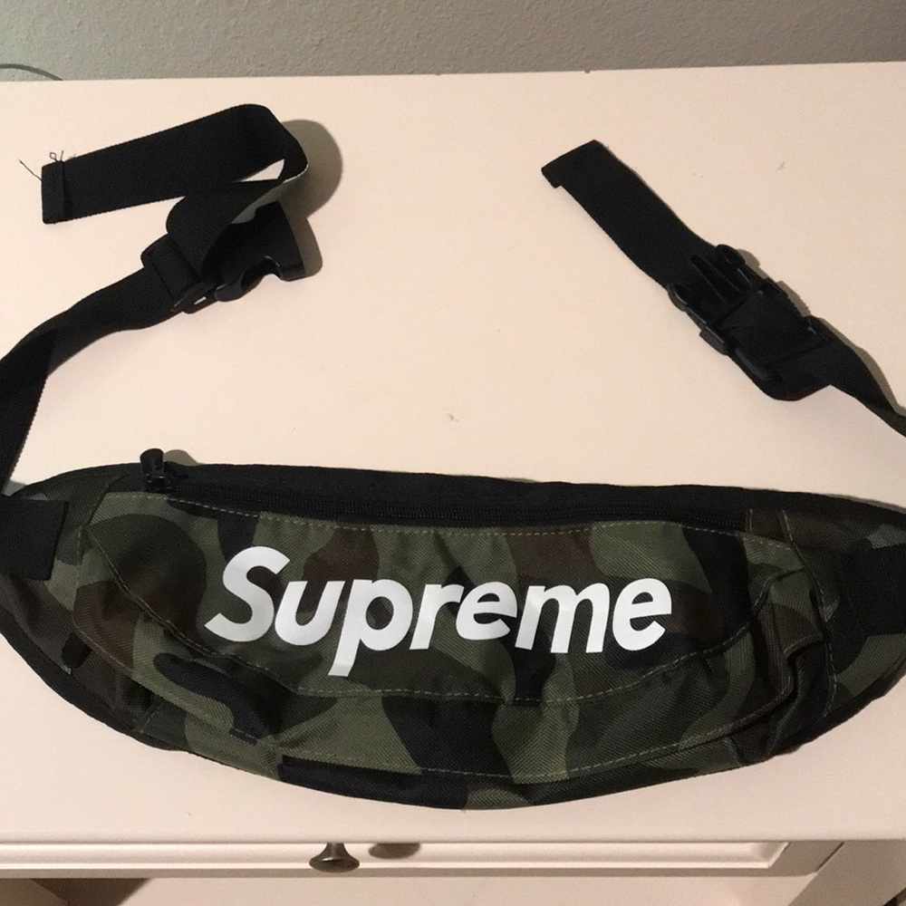 Supreme fanny pack